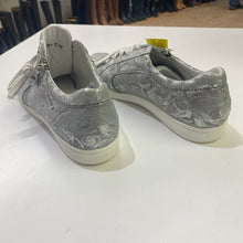 Load image into Gallery viewer, Mephisto silver print sneakers NWT 10