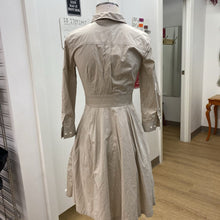 Load image into Gallery viewer, Club Monaco crisp cotton dress 0