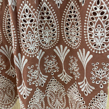 Load image into Gallery viewer, RW&CO eyelet skirt NWT S