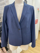 Load image into Gallery viewer, Banana Republic Classic Fit wool blazer NWT 14