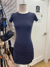 Load image into Gallery viewer, Aritzia Contour dress 2XS