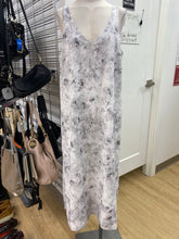 Load image into Gallery viewer, Lululemon maxi dress 8