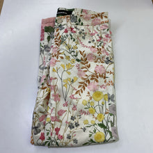 Load image into Gallery viewer, Cambio floral zip ankle jeans 2