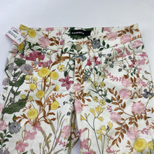 Load image into Gallery viewer, Cambio floral zip ankle jeans 2
