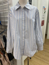 Load image into Gallery viewer, Babaton striped top M