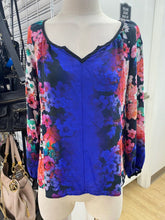 Load image into Gallery viewer, Nanette Lepore silk top M