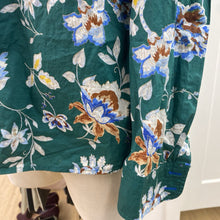 Load image into Gallery viewer, Talbots floral shirt S