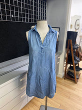 Load image into Gallery viewer, Bella Dahl chambray dress XS