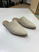 Load image into Gallery viewer, Marc Fisher woven mule 7.5