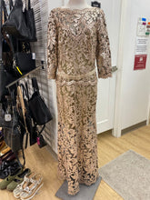 Load image into Gallery viewer, Tadashi Shoji dress 16