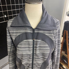 Load image into Gallery viewer, Lululemon zip up 10