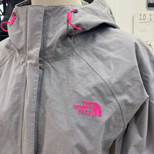 Load image into Gallery viewer, The North Face windbreaker L