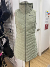 Load image into Gallery viewer, Columbia long quilted vest S