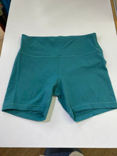 Load image into Gallery viewer, Lululemon biker shorts 14