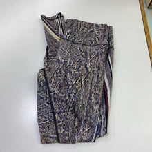 Load image into Gallery viewer, Lululemon leggings 10