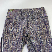 Load image into Gallery viewer, Lululemon leggings 10