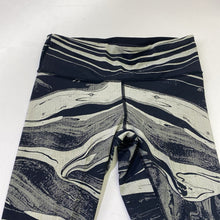 Load image into Gallery viewer, Lululemon leggings 8