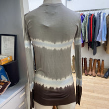Load image into Gallery viewer, Dolce & Gabbana knit silk cardi M