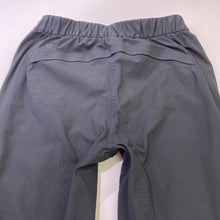 Load image into Gallery viewer, Lululemon trousers 26