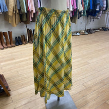 Load image into Gallery viewer, Wilfred plaid skirt L