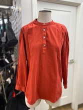 Load image into Gallery viewer, Gap denim top M
