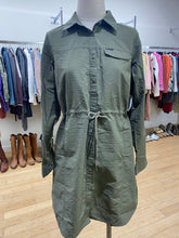 Load image into Gallery viewer, Columbia sporty dress M