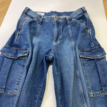 Load image into Gallery viewer, Gap 90's Loose Cargo Mid Rise jeans 8