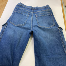 Load image into Gallery viewer, Gap 90's Loose Cargo Mid Rise jeans 8