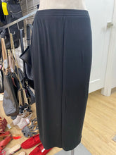 Load image into Gallery viewer, Babaton knit skirt L