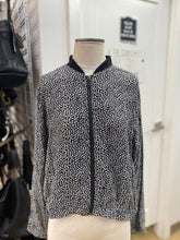 Load image into Gallery viewer, Molly Bracken light jacket XL