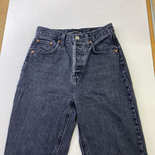 Load image into Gallery viewer, Denim Forum Joni High Rise Loose jeans 28L