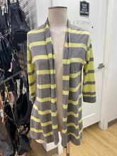 Load image into Gallery viewer, Autumn Cashmere sweater M