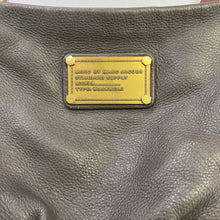 Load image into Gallery viewer, Marc By Marc Jacobs leather crossbody