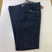 Load image into Gallery viewer, Paige Rising Glen jeans 29