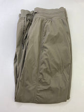 Load image into Gallery viewer, Lululemon jogger style pants 6