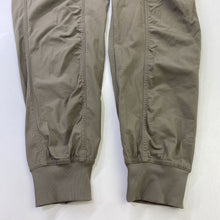 Load image into Gallery viewer, Lululemon jogger style pants 6
