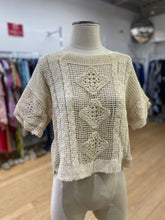 Load image into Gallery viewer, Dex crochet top S NWT