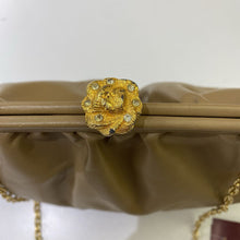 Load image into Gallery viewer, Vintage clutch