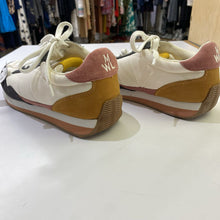 Load image into Gallery viewer, Madewell quilted sneakers 7.5