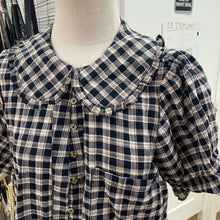 Load image into Gallery viewer, Pilcro plaid top L