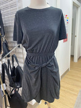Load image into Gallery viewer, Lululemon dress 6