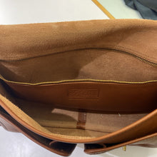 Load image into Gallery viewer, Coach leather messenger handbag ASIIS
