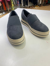 Load image into Gallery viewer, Clarks Cloudsteppers shoes 10