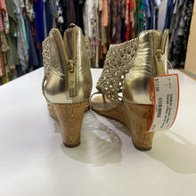Load image into Gallery viewer, Donald J Pliner woven wedges 8