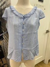 Load image into Gallery viewer, Talbots silk top 8