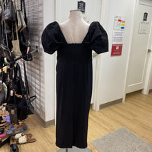 Load image into Gallery viewer, Showpo. gathered dress 16