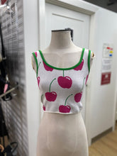 Load image into Gallery viewer, Debut knitted crop tank S/M