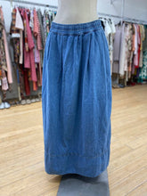 Load image into Gallery viewer, Oliver Bonar pull on denim maxi skirt 10
