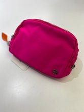 Load image into Gallery viewer, Pander Everywhere Belt Bag NWT