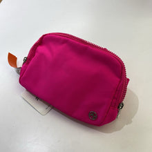 Load image into Gallery viewer, Pander Everywhere Belt Bag NWT